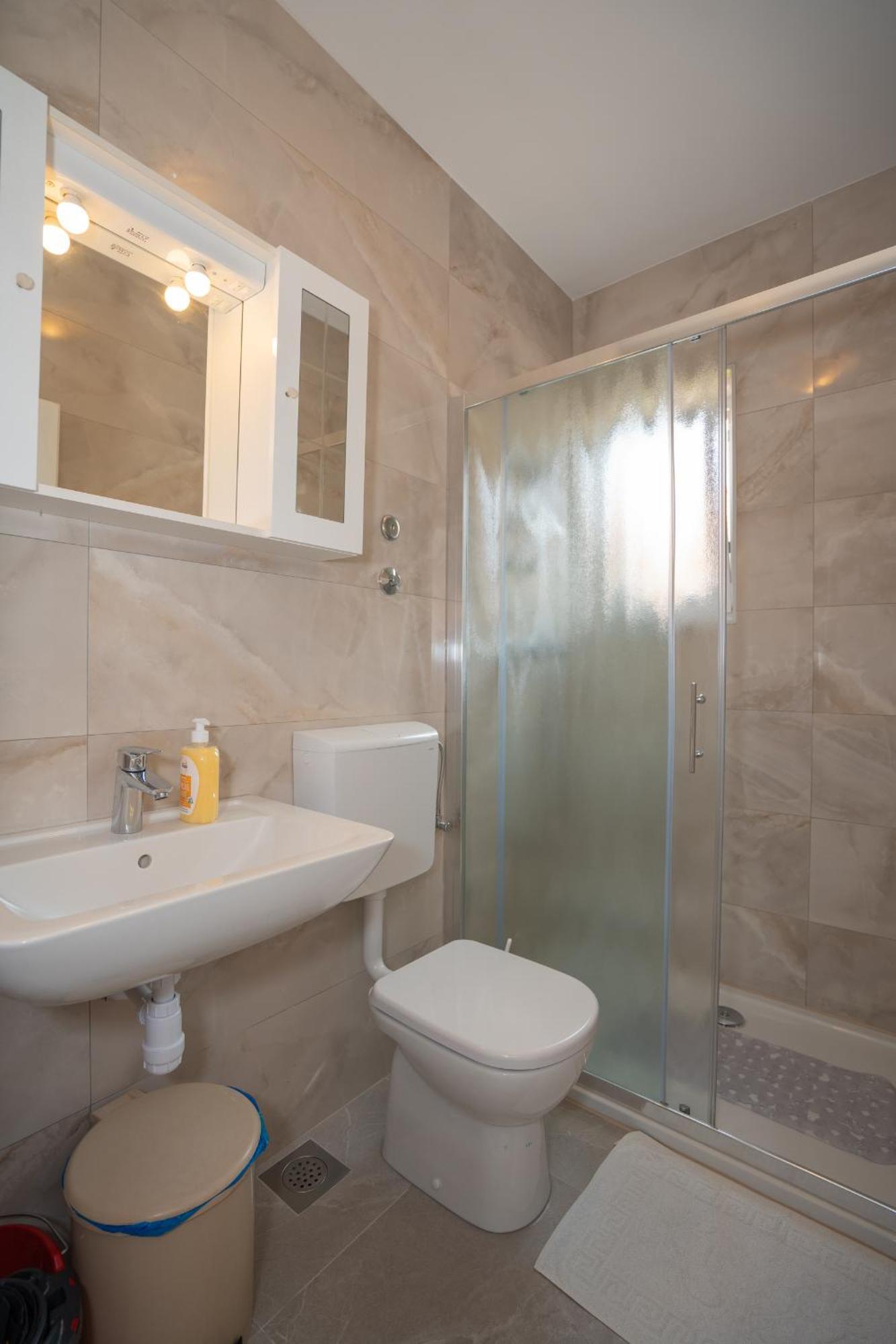 Apartmani Vidusin ノヴァリャ エクステリア 写真