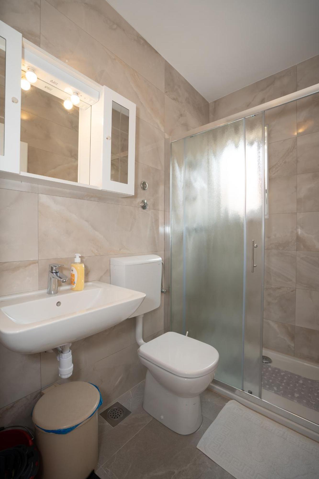 Apartmani Vidusin ノヴァリャ エクステリア 写真
